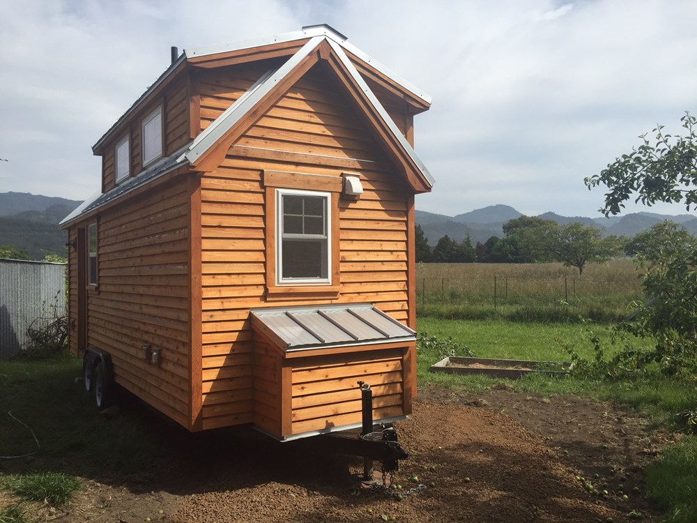 Tiny House on Wheels - Image 1 Thumbnail