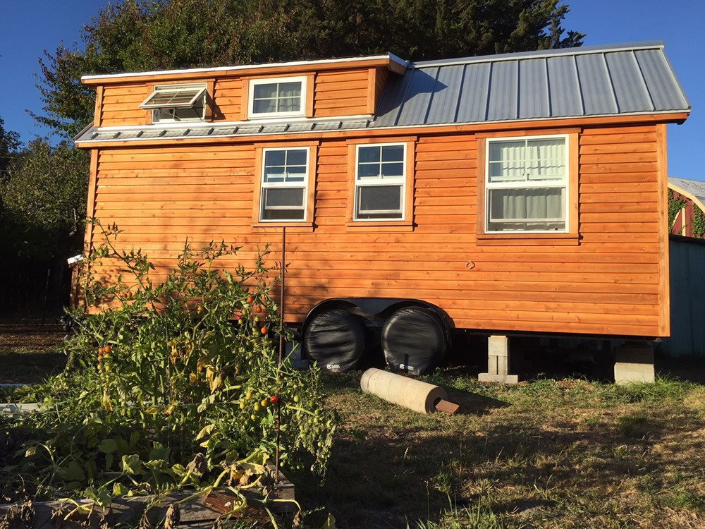 Tiny House on Wheels - Image 2 Thumbnail
