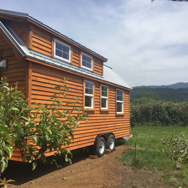 Tiny House on Wheels - Image 3 Thumbnail