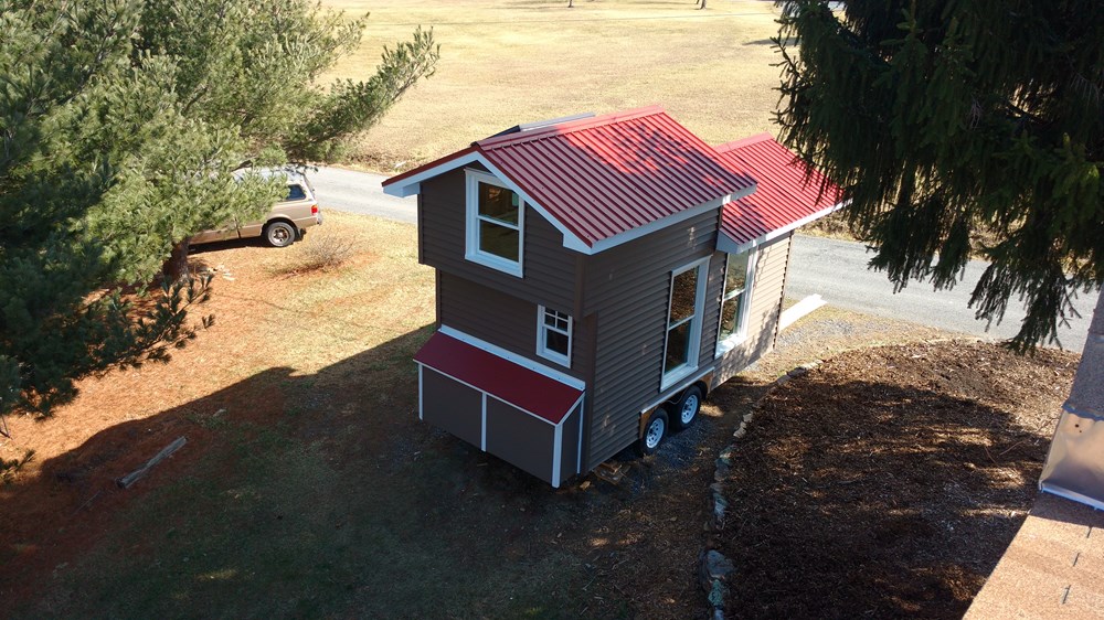 Tiny Cabin on Wheels -SOLD - Image 2 Thumbnail