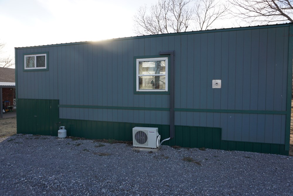 Tiny House with lots of Character  - Image 2 Thumbnail