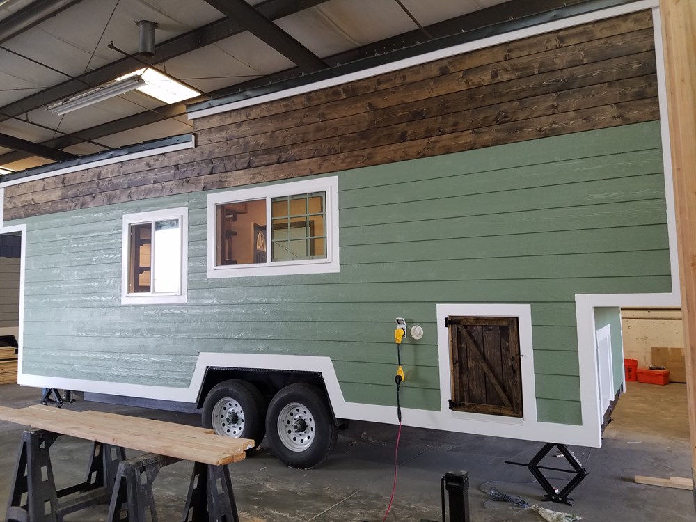 28' Tiny House w/ Unique Layout - Image 3 Thumbnail