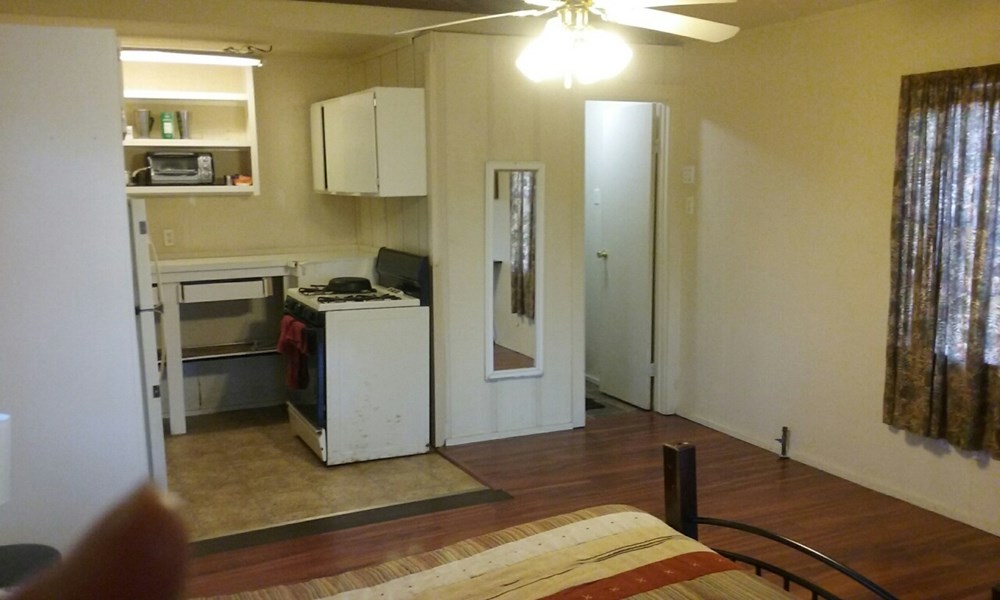336 sq ft Tiny Home for rent or for Sale - Image 4 Thumbnail