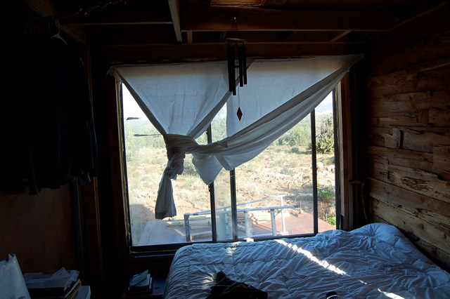 Tiny house with stage platforms $10,000 - Image 4 Thumbnail