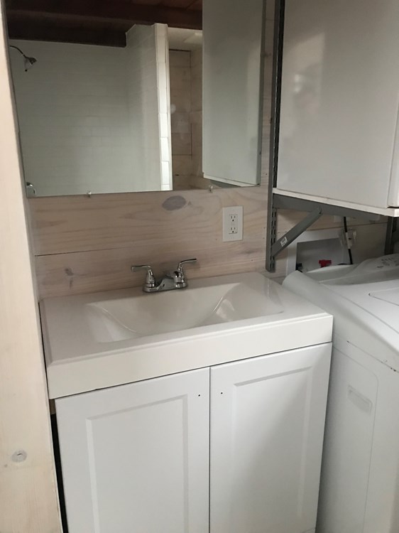 30' Tiny Home on Wheels - Image 4 Thumbnail