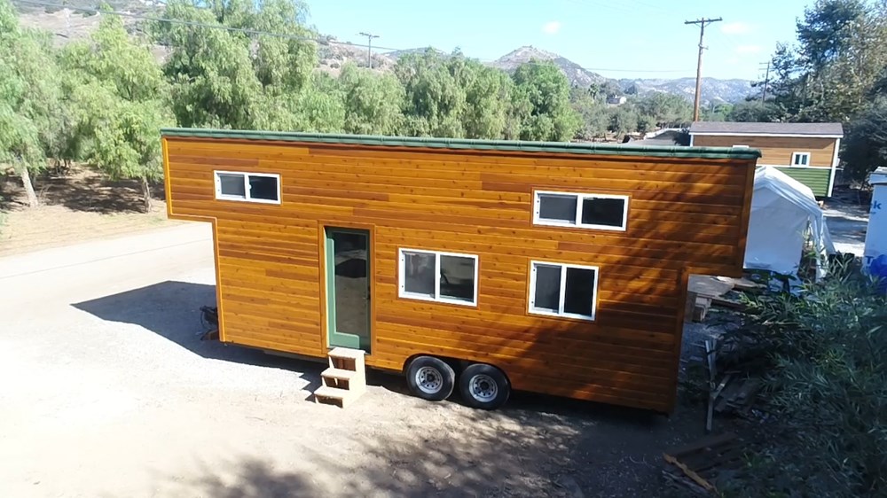 9 x 24 Modern Caravan by Tiny House Cottages professionally built dual lofts washer dryer full kitchen hardwoods composting toilet - Image 1 Thumbnail