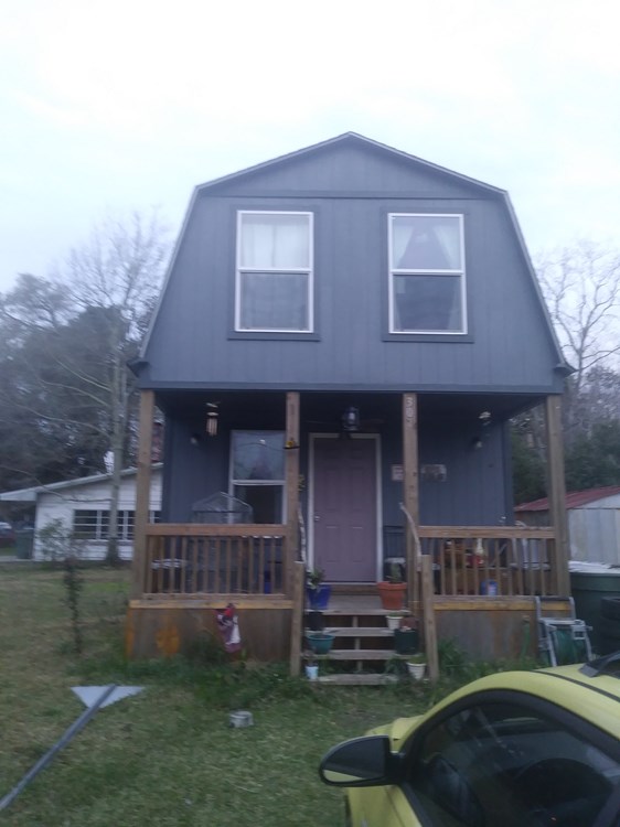 608sq ft. 2 Story with Land