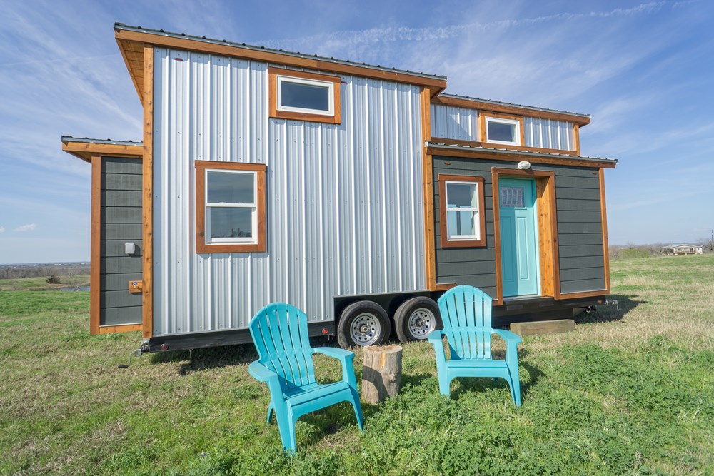 Reduced - 24' Trailblazer - TURNKEY - Image 2 Thumbnail