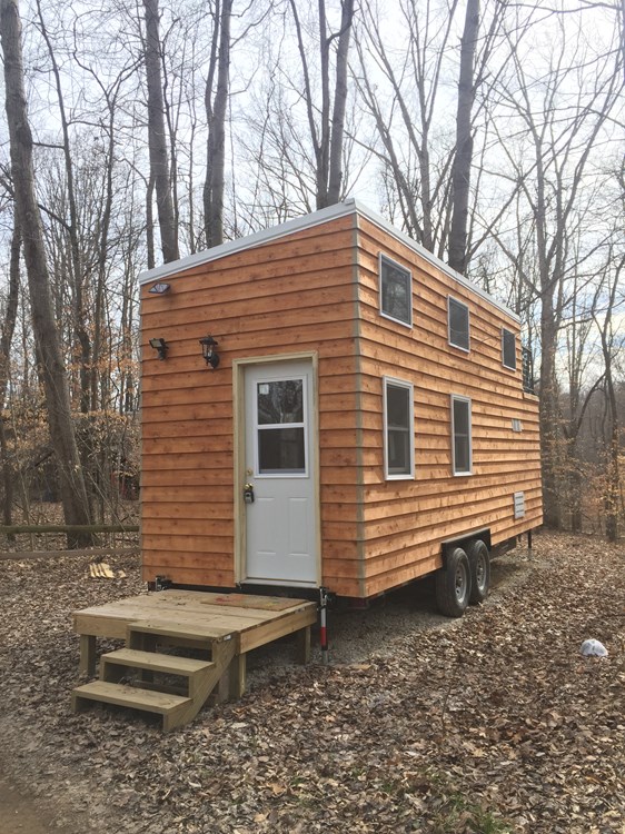 Tiny House - Image 1 Thumbnail
