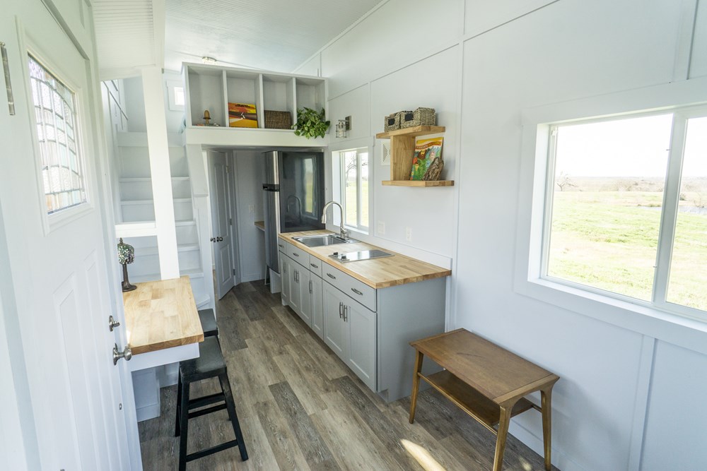 Reduced - 24' Trailblazer - TURNKEY - Image 1 Thumbnail