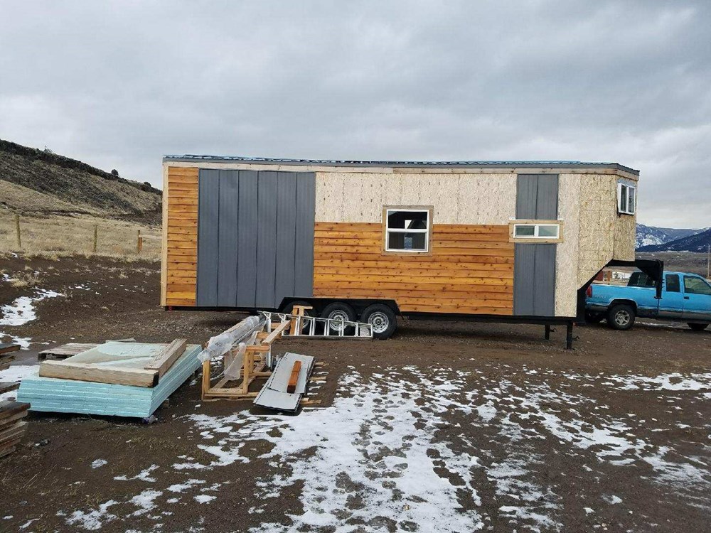 Nit finished tiny home on trailer 30 ft long 