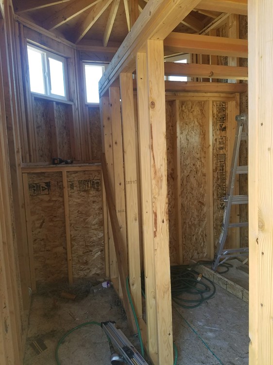 Nit finished tiny home on trailer 30 ft long  - Image 4 Thumbnail