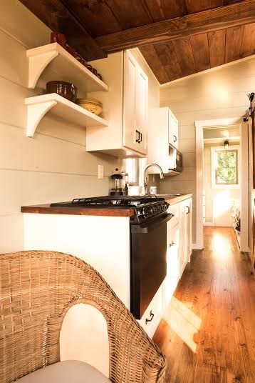 MY BEAUTIFUL TINY HOUSE FOR SALE - Image 2 Thumbnail