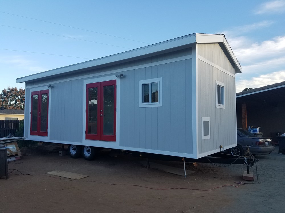Gorgeous Tiny Home - Image 2 Thumbnail
