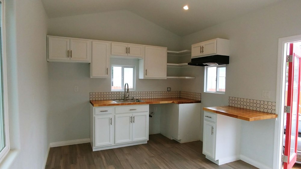 Gorgeous Tiny Home - Image 1 Thumbnail