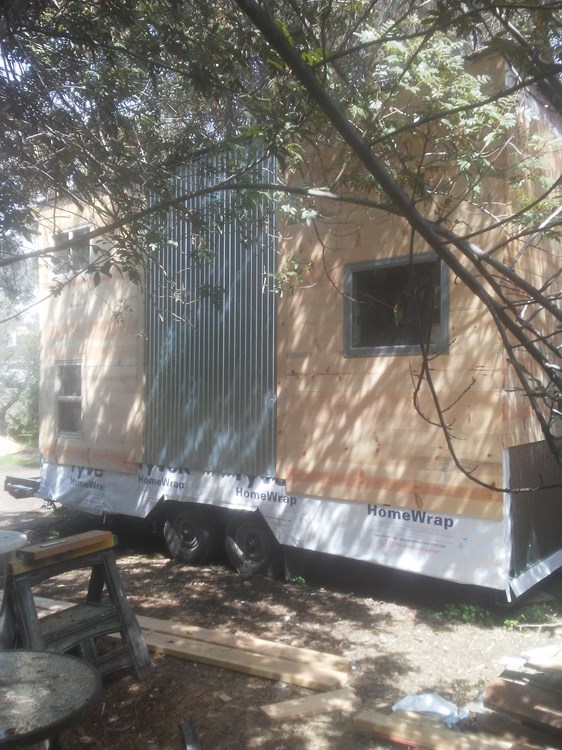 Professionally Built Tiny House - Image 3 Thumbnail