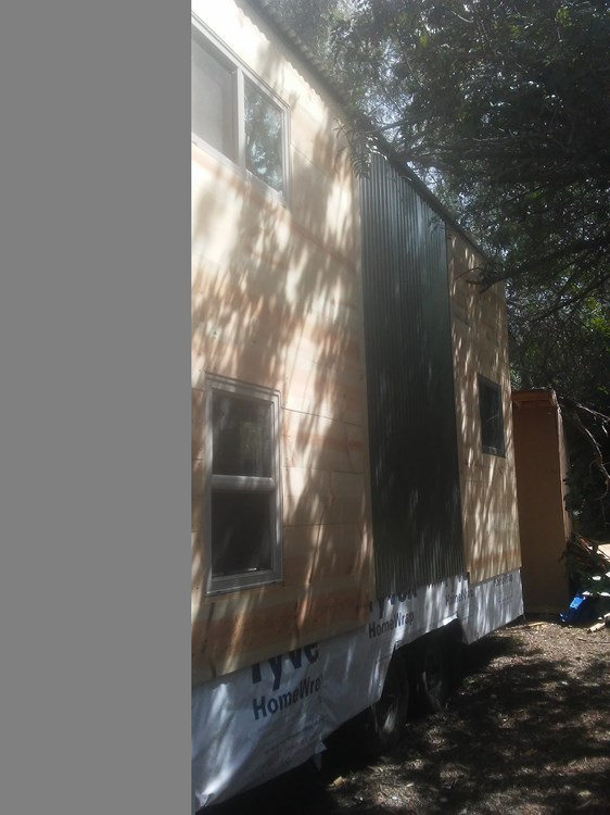 Professionally Built Tiny House - Image 4 Thumbnail
