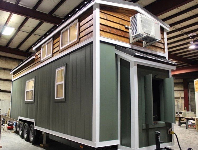 Spacious  Tiny House - Image 2 Thumbnail