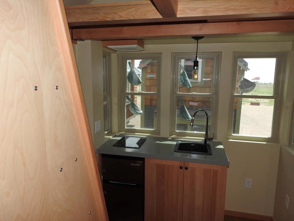 Tiny Home On Wheels  - Image 4 Thumbnail