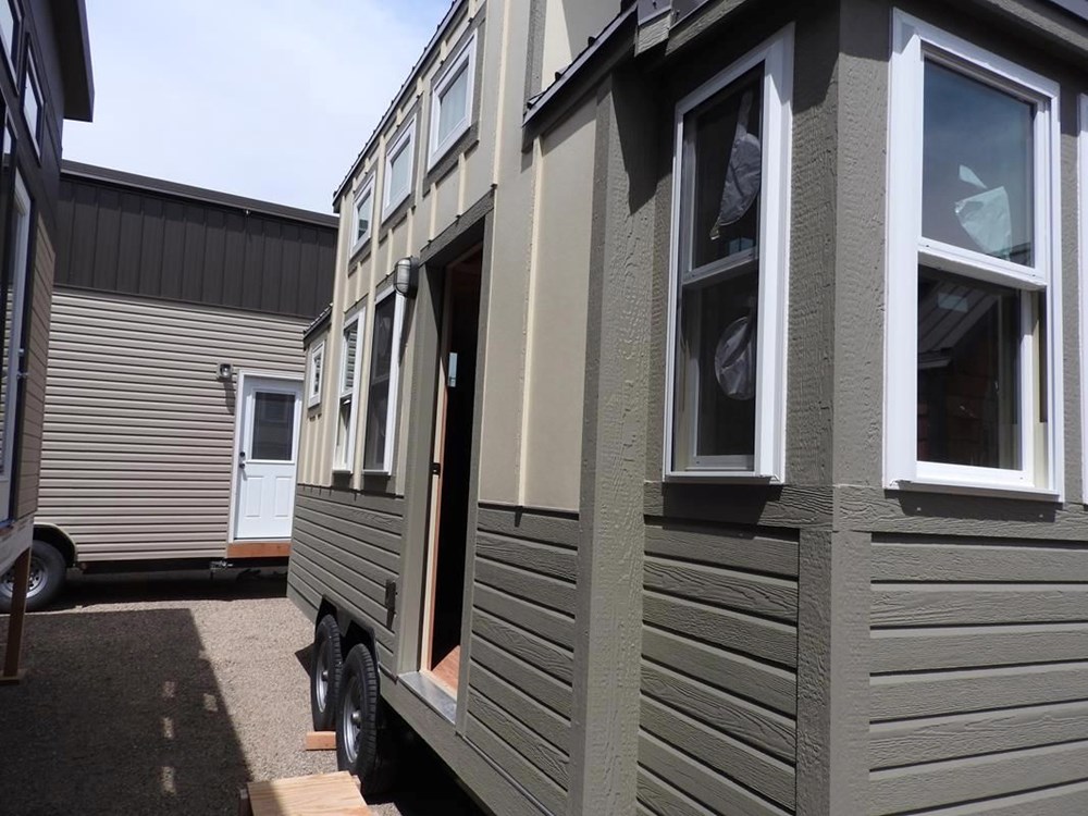 Tiny Home On Wheels  - Image 3 Thumbnail
