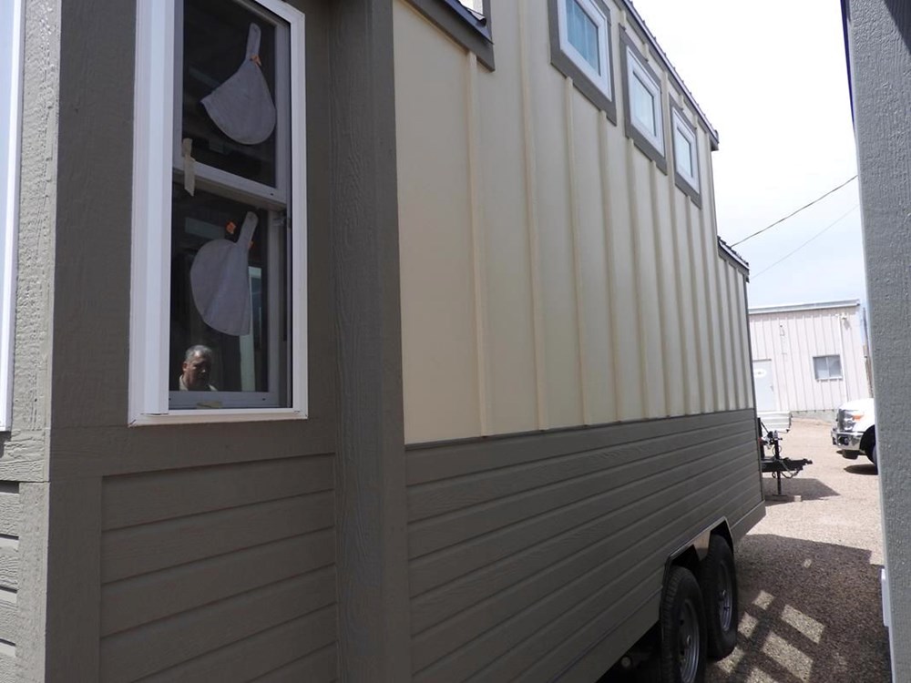 Tiny Home On Wheels 