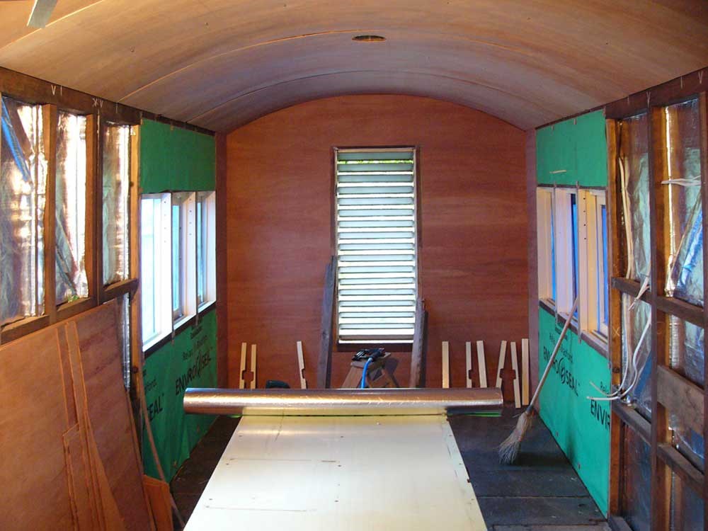 Vintage Railway Carriage - Tiny Renovated Queensland Rail Carriage CW317 - Image 4 Thumbnail