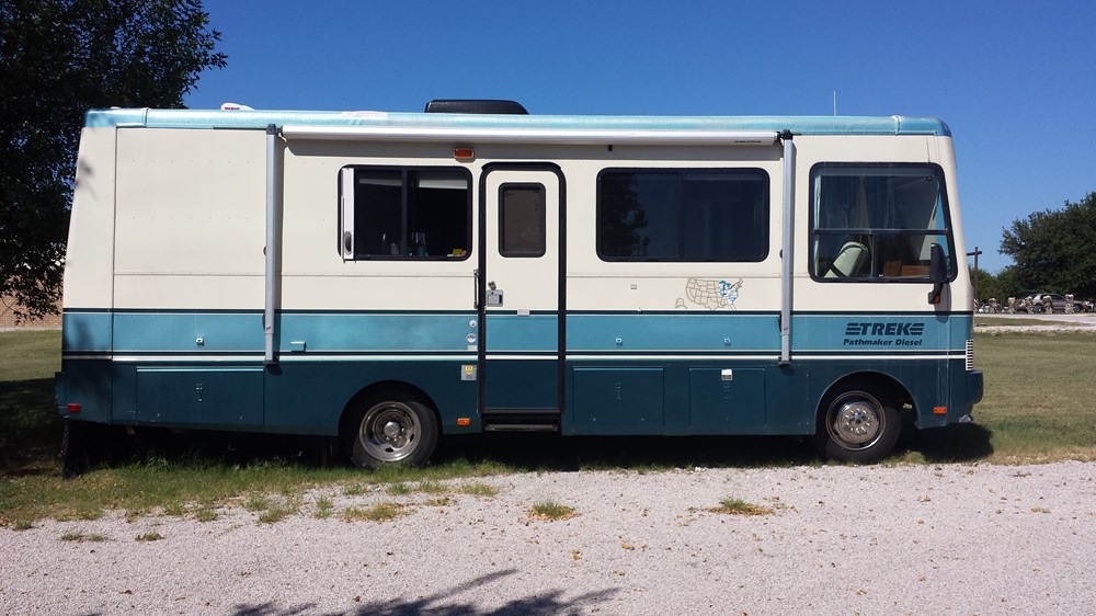 Safari Trek--A Tiny House that refuses to be an RV! - Image 2 Thumbnail