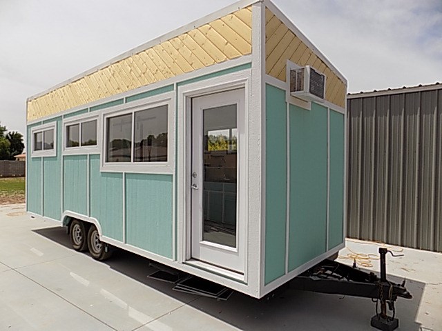 @@@ TINY HOUSE ON WHEELS LETS MAKE A DEAL@@@ $20,000