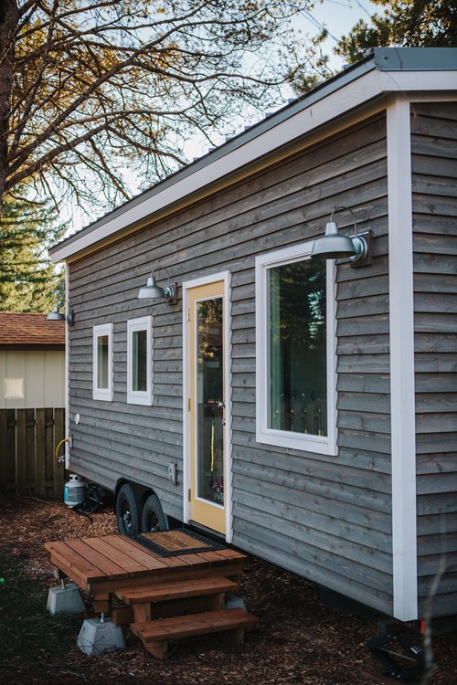 Beautiful Tiny Home  Portland, OR - Image 2 Thumbnail