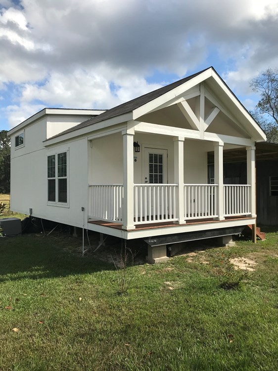 Beautiful Tiny Home For Sale - Image 2 Thumbnail