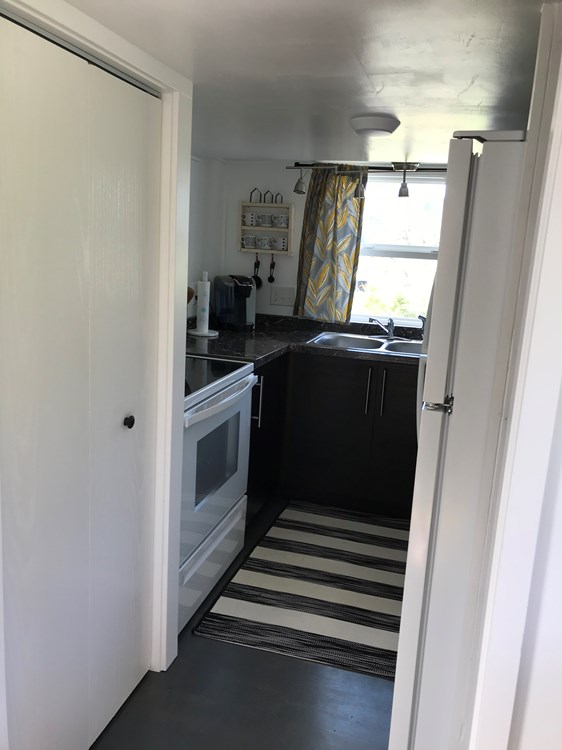 Simply Modern Tiny House On Wheels  - Image 6 Thumbnail
