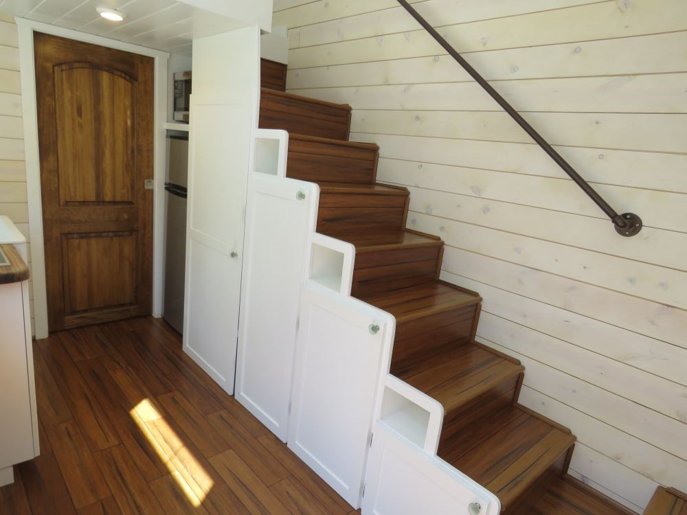 Beautiful Tiny House with Dual Lofts and Main Floor Sleeping - Image 4 Thumbnail
