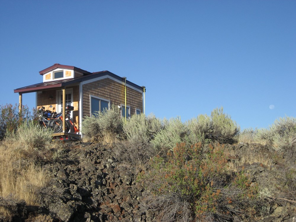 Cozy Tiny Home for Sale! - Image 1 Thumbnail