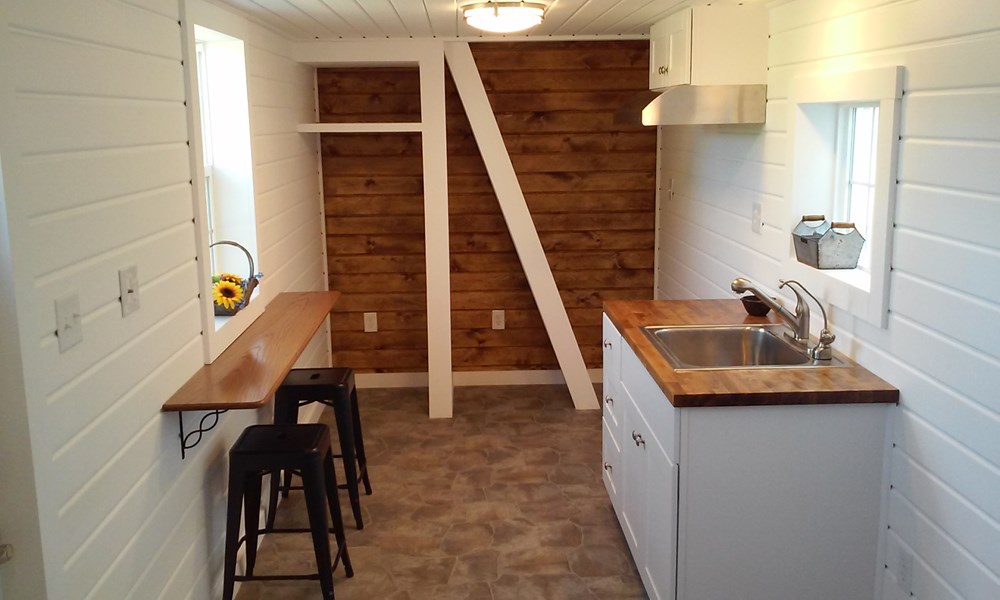  24ft THOW $48,500 - Image 2 Thumbnail