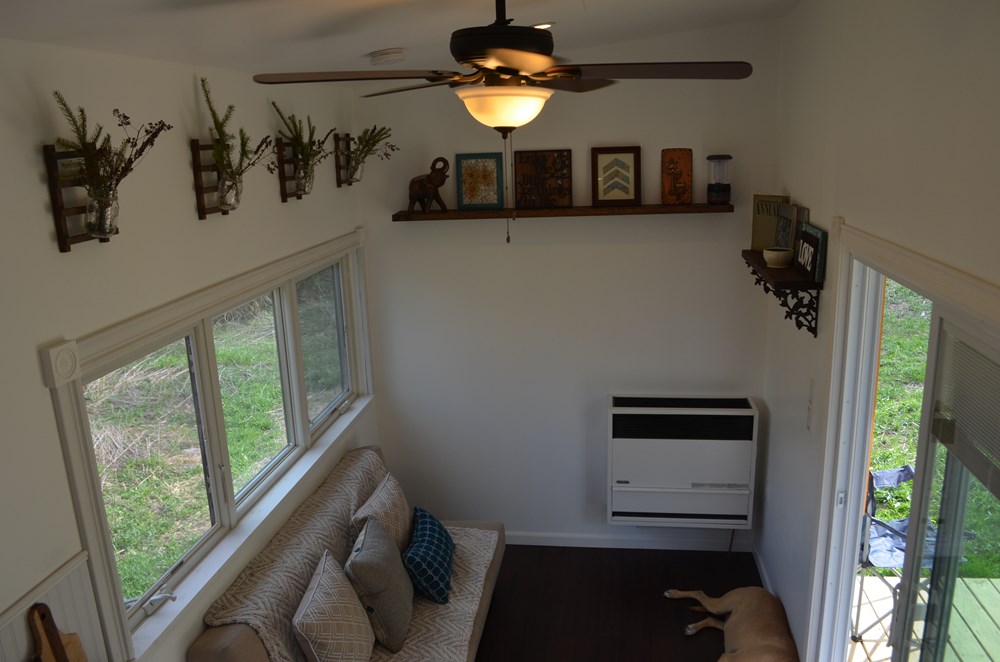 ***PENDING***   Beautiful 25ft Tiny House on Wheels for Sale in Upstate New York - Image 3 Thumbnail