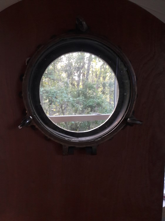 Porthole on Wheels - Image 2 Thumbnail