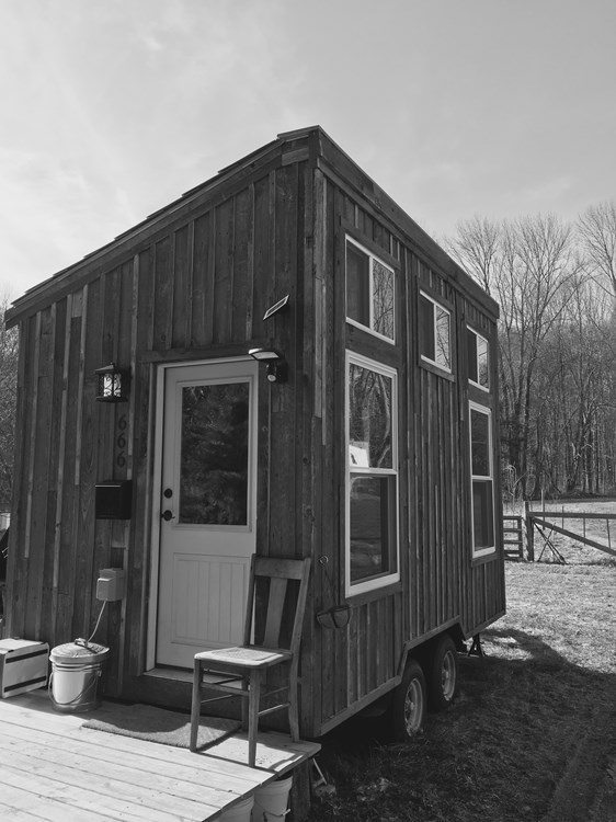 Off-Grid Tiny House on Wheels; Furnished - Image 1 Thumbnail