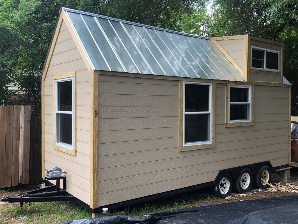Tiny House on Wheels Shell for sale 3 axel 8'x20'x13.5' - Image 2 Thumbnail