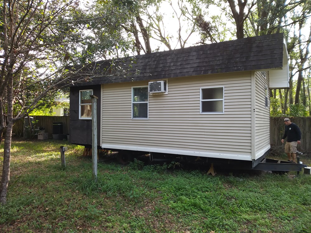 Tiny Home/Cottage - Image 2 Thumbnail