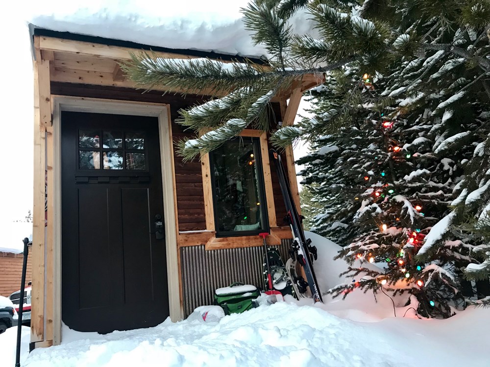 Tiny House for Sale Tiny house in Big Sky Montana with