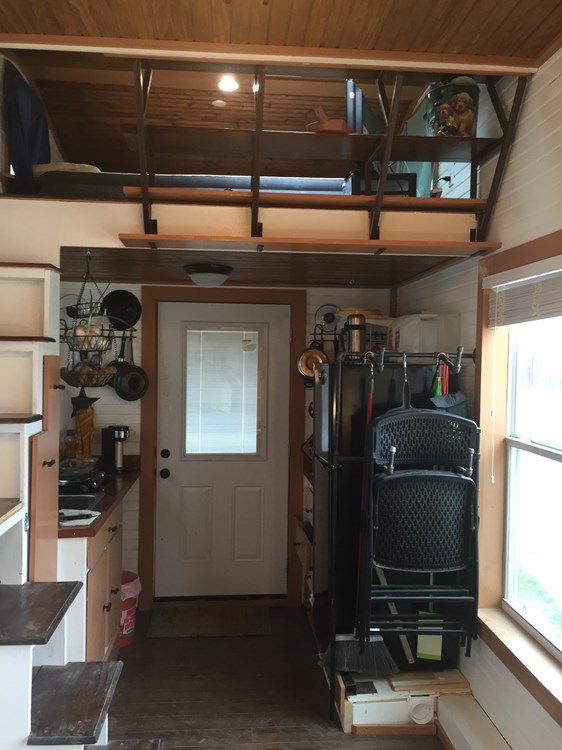 Custom Made Tiny House - Image 3 Thumbnail