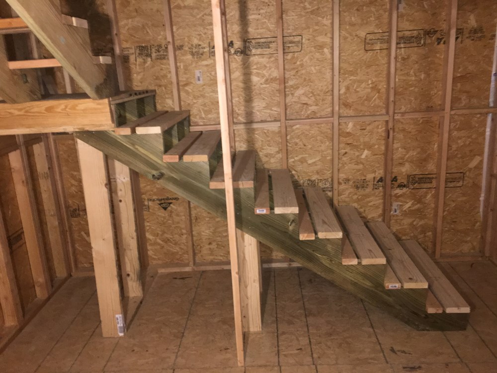 Tiny home 903 - Image 4 Thumbnail