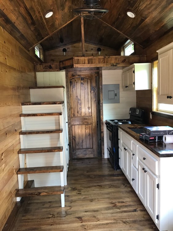 Fancy Farm Tiny House - Image 2 Thumbnail