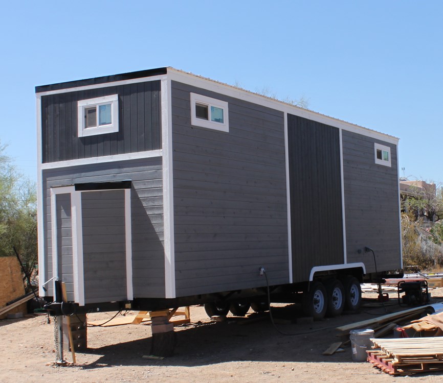 Contemporary Tiny House - Image 2 Thumbnail