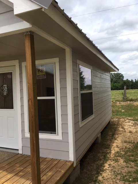 Lake House / Deer Lease / Tiny Lofted House w/ 4ft covered porch - Image 2 Thumbnail