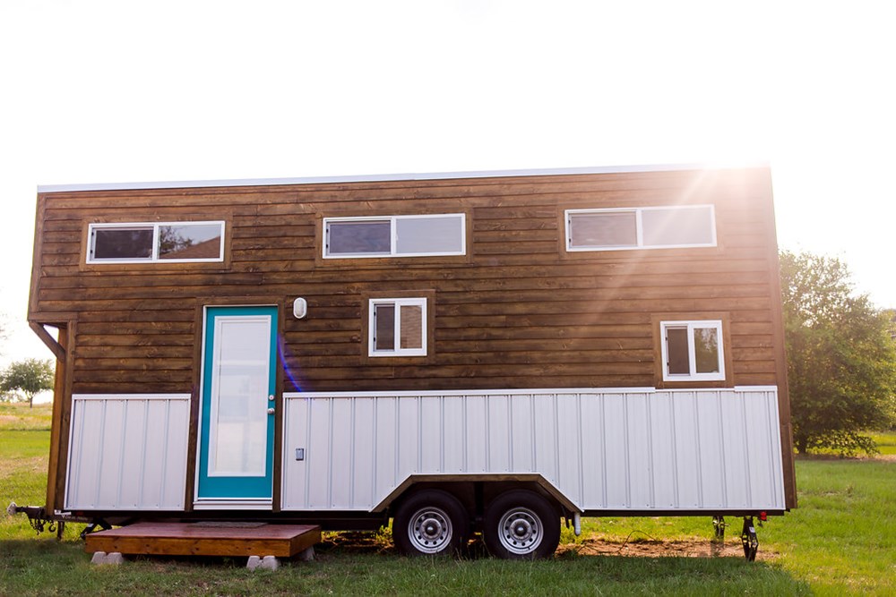 Beautiful Fully-Furnished Craftsman Tiny Home!  - Image 3 Thumbnail