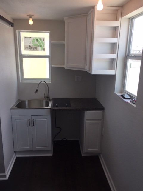 Tiny Home in Irving Texas-$9000 - Image 1 Thumbnail