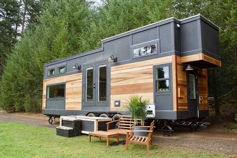 Custom Tiny Heirloom 34' Tiny Home