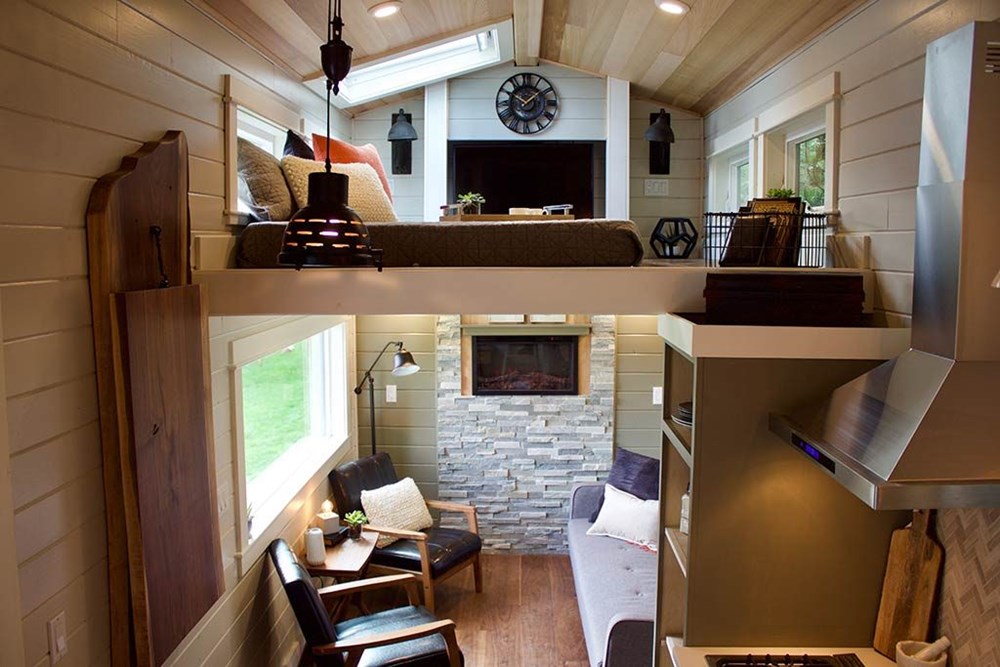 Custom Tiny Heirloom 34' Tiny Home - Image 4 Thumbnail