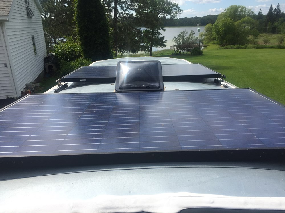 Off-Grid Solar Powered Tiny-Home / Camper / Ice-Fishing House - Image 4 Thumbnail